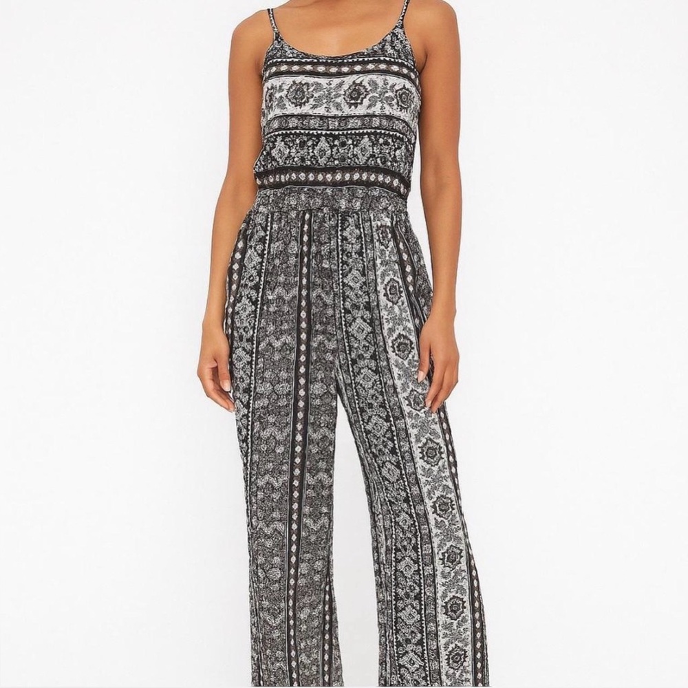 Black & White Tribal Print Sleeveless Jumpsuit - Flowy Wide Leg Size XS